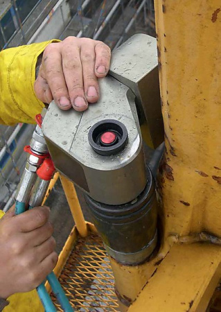 Торцевой гидравлический гайковерт Losomat LDH