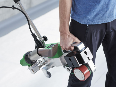 Сварочный автомат горячего воздуха UNIROOF 300 (Унируф 300) LEISTER