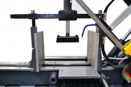 Ленточнопильный станок  Beka-Mak BMSY 320