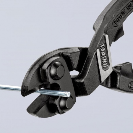 KNIPEX CoBolt болторез, голова 20°, с выемкой, L-200 мм, рез: провол. мягк. ∅ 6 мм, ср. ∅ 5.2 мм, тв. ∅ 4 мм, роял. струна ∅ 3.6 мм, черн., 1-к ручки