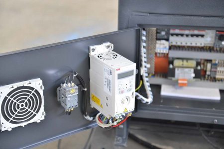 Ленточнопильный станок  Beka-Mak BMSY 230 DG