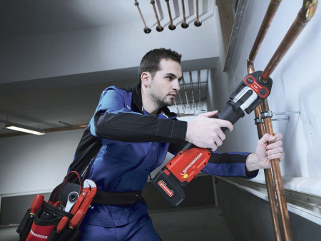 Набор ROMAX 4000 комплект SV/ 15 - 22- 28 мм/ 4 А•ч (Ромакс)